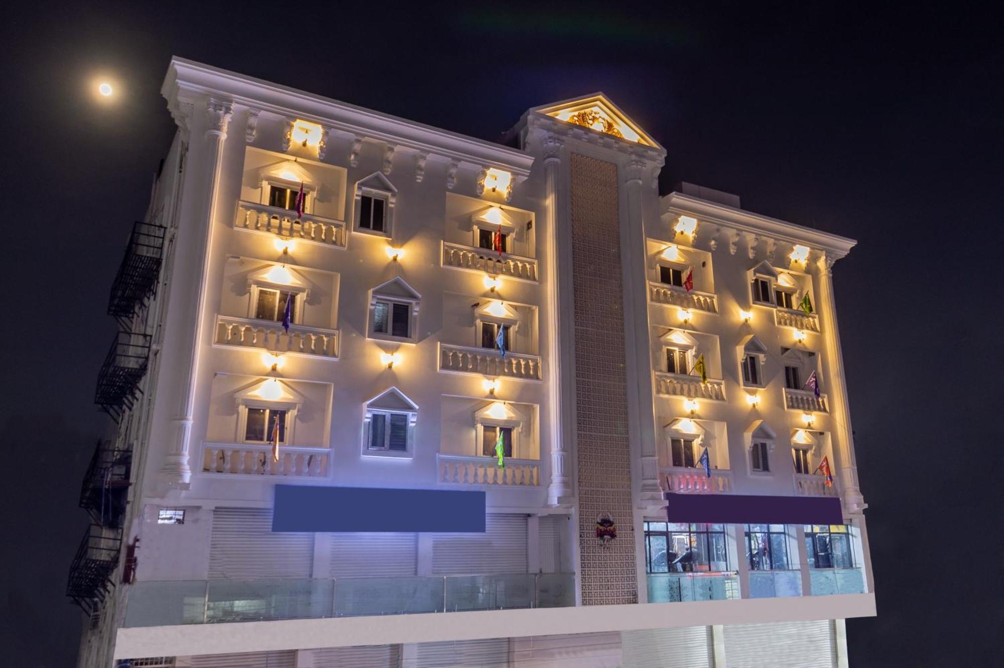 होटल Treebo Seventh Heaven Kukatpally